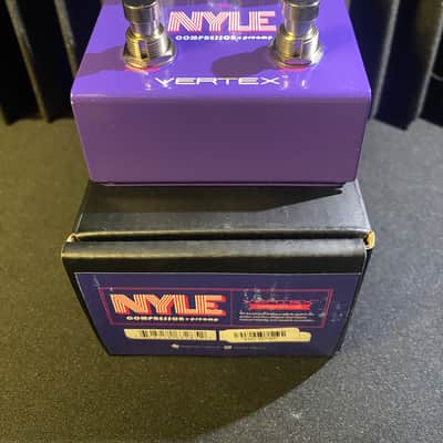 Vertex Nyle 2010s - Purple - 1176 comp /1073 pre image 1