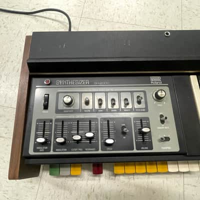 Roland SH-2000 37-Key Vintage Analog Preset Synthesizer (1970s) - Clean w/ Rare Original Yellow Velvet Case image 7