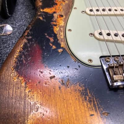 Fender Stratocaster Customshop SUPHREL 1963RI 2024 - Super Faded Aged Black Over 3-Colour Sunburst image 6