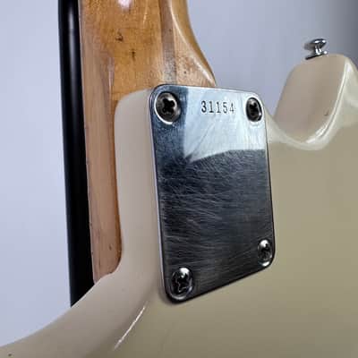 Fender Musicmaster with Maple Fretboard 1956 - 1959 - Desert Sand image 8
