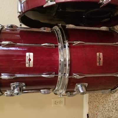 Yamaha Recording Custom Cherry 10x10, 10x12, 12x14, 14x16 Toms
16x22 Bass Drum Cherrywood 80's Japan Wine Walnut Color Recording Custom 80's Cherry Wood Cherrywood Wine image 9