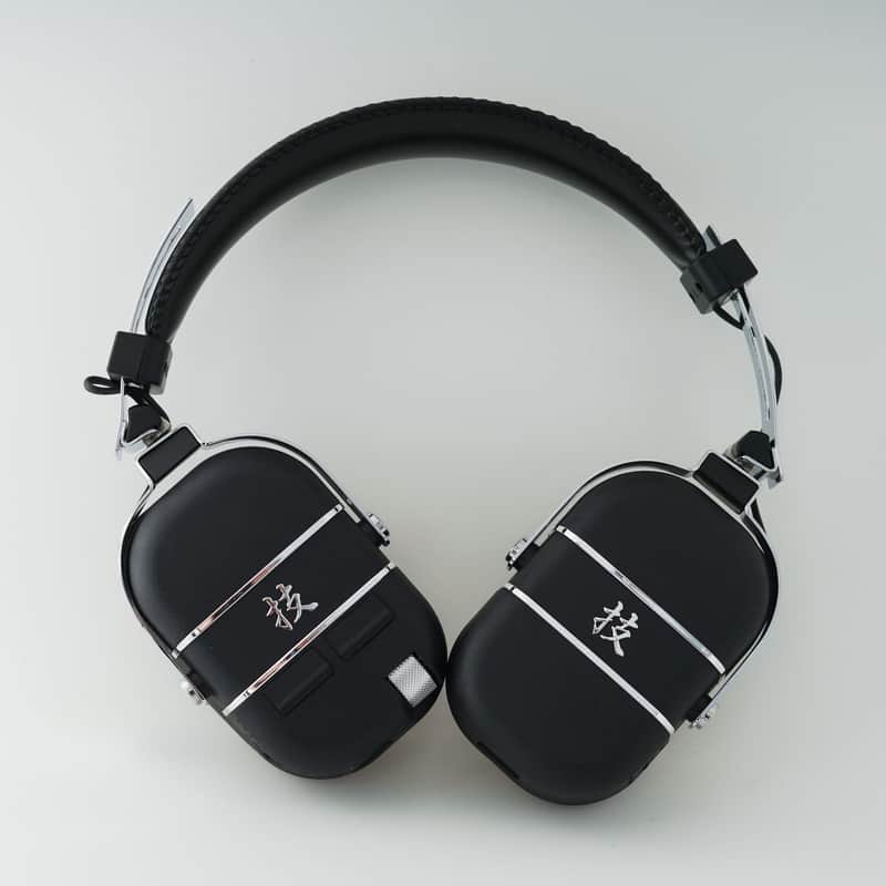 Boss Waza Air Wireless Personal Guitar Amplification System image 1