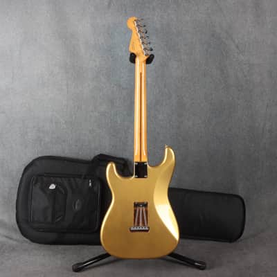Fender Vintera III Late 50s Stratocaster - Aztec Gold - 2nd Hand image 7