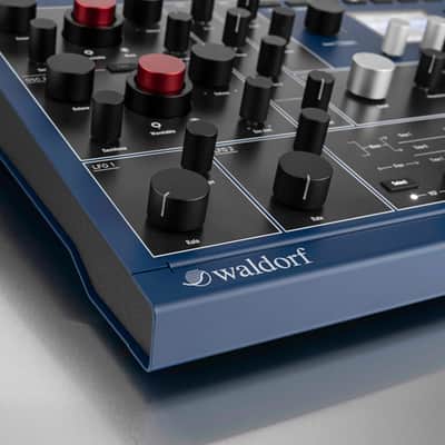 Waldorf M image 8