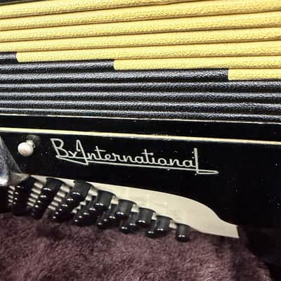 Centro Matic Piano Accordion Mod. 20B image 3