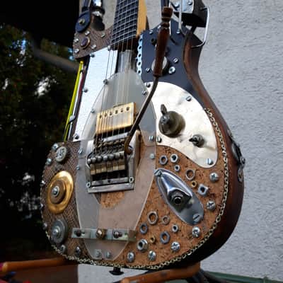 Sixstringsninelives Guitardesign Steampunk I Strat-Style 2019 Custom Colour image 4