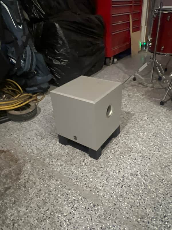 Yamaha YST-SW030 - Silver image 1