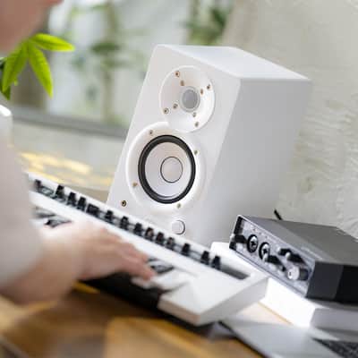 Yamaha Yamaha HS3 Active 3.5 2-Way Studio Monitors, WTite image 4