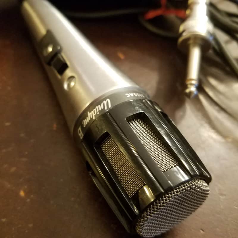Shure Hi-Z Unidirectional Dynamic Mic 515SAC Unidyne B + Clip IOB spec sheet 1968 - black and silver image 1