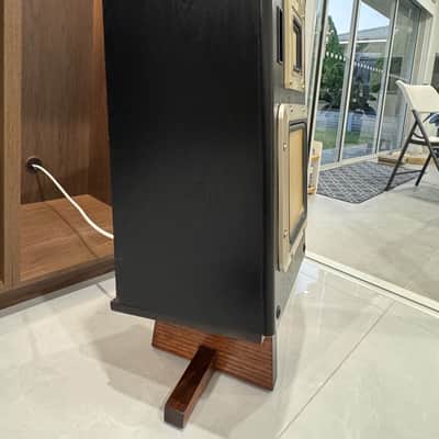 Sony APM-930AV Flagship Speakers – Collector Grade – Mint -Custom USA Stands image 12