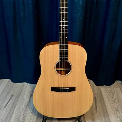 Larrivee Dreadnought - Natural Satin - USA all Solid - Excellent Condition - HSC image 3