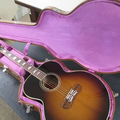 2015-16 Gibson Custom Shop LIMITED SJ 200 New Vintage Ultimate 1 OF 30 Acoustic / Electric Guitar With Case, COA And Candy image 14