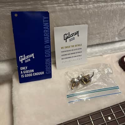 Gibson Thunderbird IV Bass Cherry 2012 - Cherry image 19