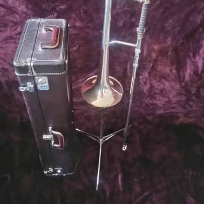 King 4b Silver Sonororus Trombone 1972 - Silver and Gold Lacker image 6