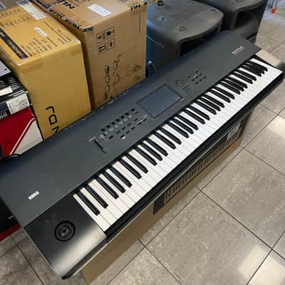 Korg Nautilus 73-Key Music workstation