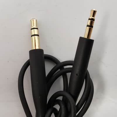 Bose QC35 Wireless Headphones image 11