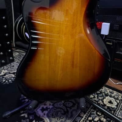 Squier Classic Vibe '70s Jaguar 2018 - Present 3-Tone Sunburst image 9