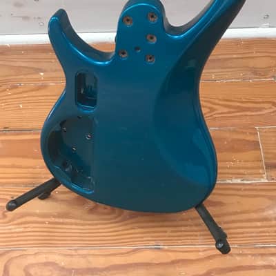 Peavey GV Bass Guitar Body image 2