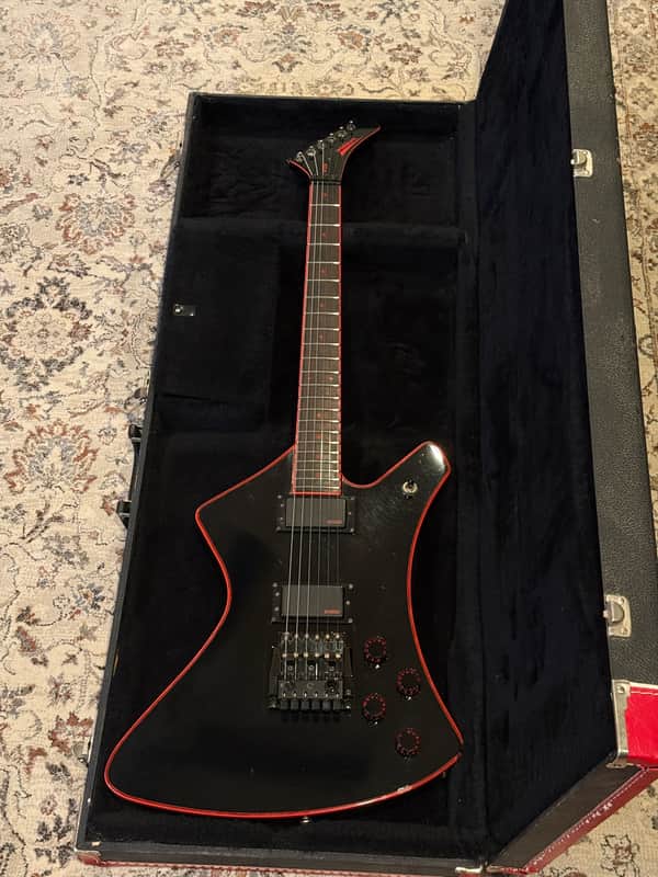 Washburn A20V Stage Series Electric Guitar RARE Black/Red Original OHSC Vintage image 1