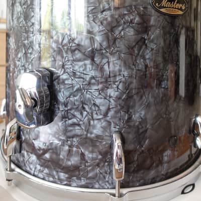 Pearl Masters Maple Gum 22' Black Diamond image 12