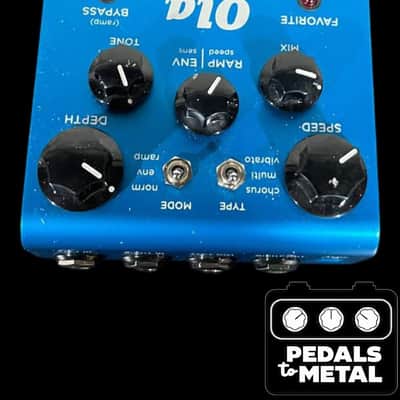 Strymon Ola dBucket Chorus and Vibrato 2010 - Present - Blue - X16312 image 3