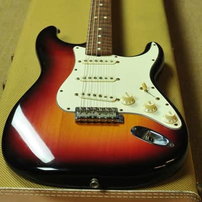 Fender Vintage '62 Reissue Stratocaster AVRI 1982 Fullerton V006235 image 1