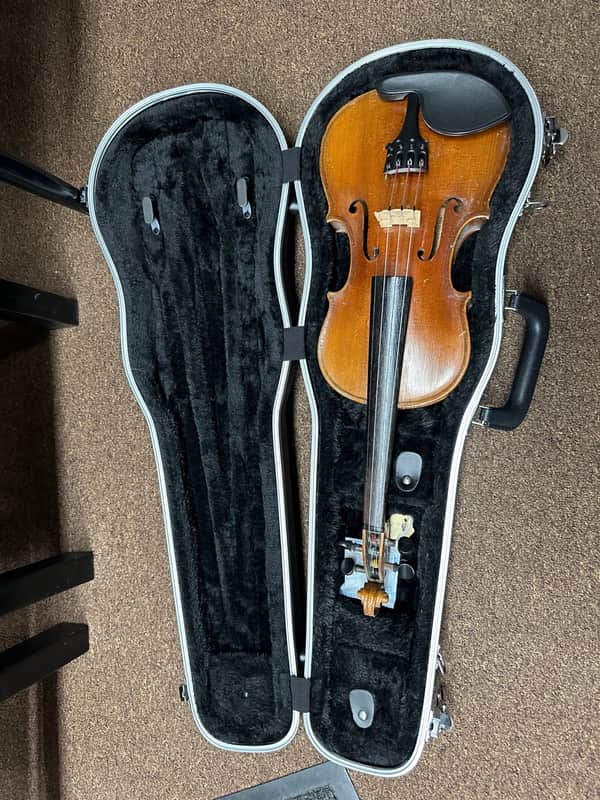 Used Copy of Antonius Stradivarius 3/4 Violin Made in Germany w/ Hard Case image 1