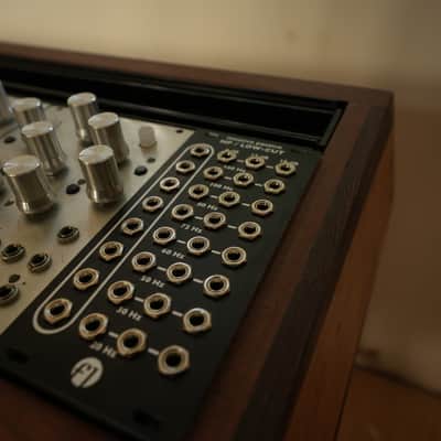 Eurorack Essentials Massive Passive image 1
