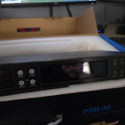 Phenyx Pro PTM-33-4B Wireless In-Ear Monitor System – 900 MHz – Used Twice image 9