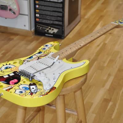 SpongeBob Yellow Electric Guitar - Bob L'Eponge - Strato Type - Limited Edition - Free Shipping! image 3