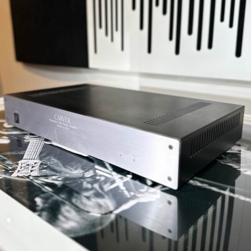 Carver M-200t Magnetic Field Power Amplifier