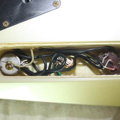 Fender Katana 1985 White image 14
