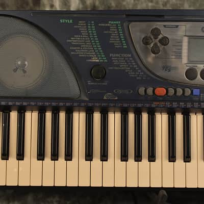 Yamaha PSR-270 Digital Piano Keyboard 61 Keys w Manual, power supply, Sustain Pedal & FAST Shipping image 3