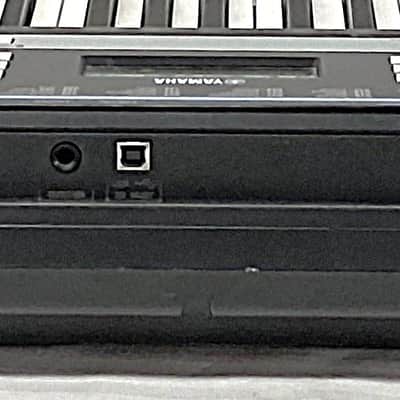 Yamaha PSR-E243 61-Key Digital Keyboard — Working — USB MIDI — 153 Voices — Lesson Mode — 2013 image 3
