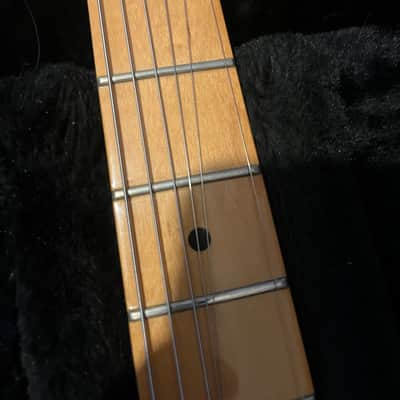 Fender Standard Stratocaster with Maple Fretboard 2009 - 2017 - red image 4