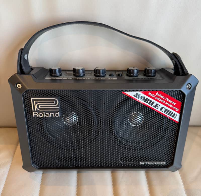 Roland Mobile Cube 2-Channel 25-Watt Stereo Guitar Combo image 1