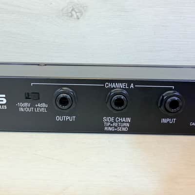 Alesis 3630 Dual Channel Compressor Limiter Gate w/ Power Supply Rackmount image 9