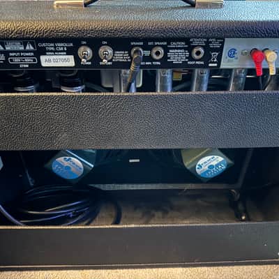 Fender "Custom" Vibrolux Reverb 40-Watt 2x10" - 1990 - Black image 6