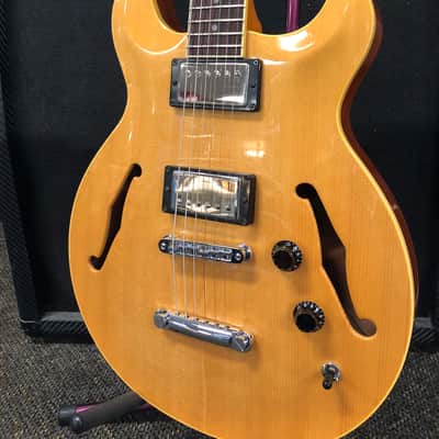 Hamer Newport Pro Natural image 1
