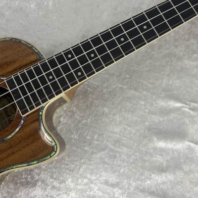 Mitchell MU100CE Acoustic-Electric Concert Ukulele Natural image 9