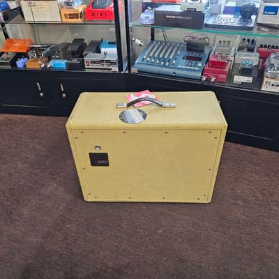 Fender Deluxe Extention Cabinet 1x12 image 3