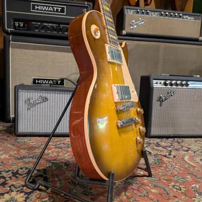 Gibson Les Paul Classic 2004 - Honey Burst image 2