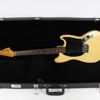 1976 Vintage Fender Musicmaster Guitar Olympic White Blonde All Original ~Rosewood~ USA 1970s CBS