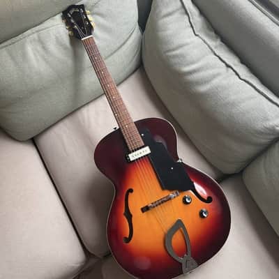 Guild X-50 Cordoba 1965 - Sunburst image 4