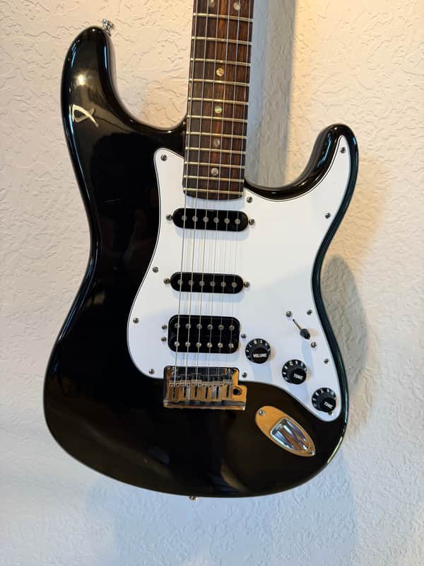 Fender American Deluxe Stratocaster '09 - Montego Black