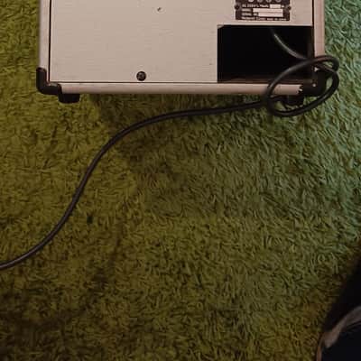 Roland Cube 40 Keyboard Combo Amplifier - 1 x 10 - Grey image 5