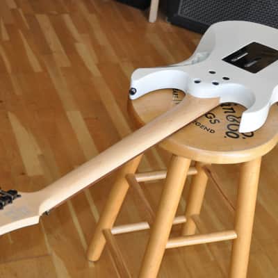 IBANEZ JEMJR WH White / Steve Vai Signature / JEM Junior / JEMJR-WH / I260114994 image 9