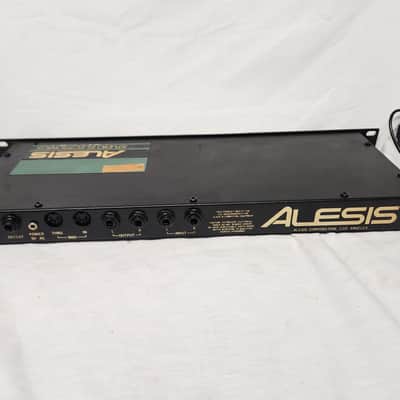 Peavey ULTRAVERB Digital Stereo Multi-Effects Processor w/ power supply image 7