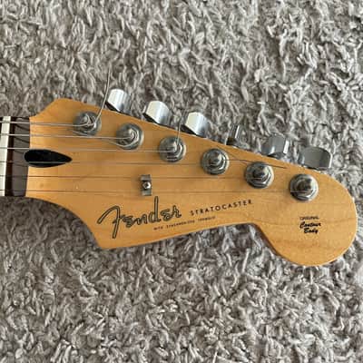 Fender FSR Stratocaster 2015 MIM HSS Limited Edition Metallic Red Rare Guitar image 5