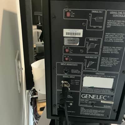 Genelec 1031A 8" Powered Nearfield Studio Monitor image 4